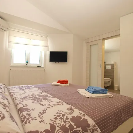 Hébergement de vacances House Surida 1678 *