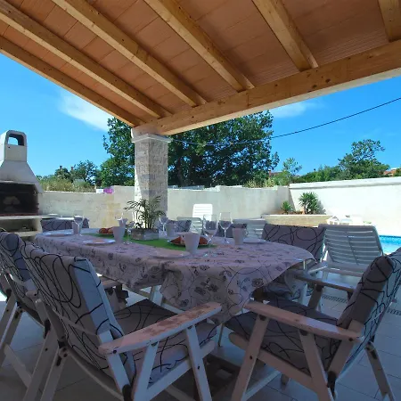 House Surida 1678 Hébergement de vacances *