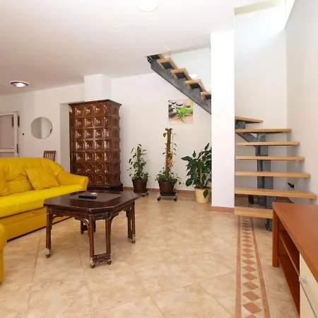 Semesterbostad House Surida 1678 *