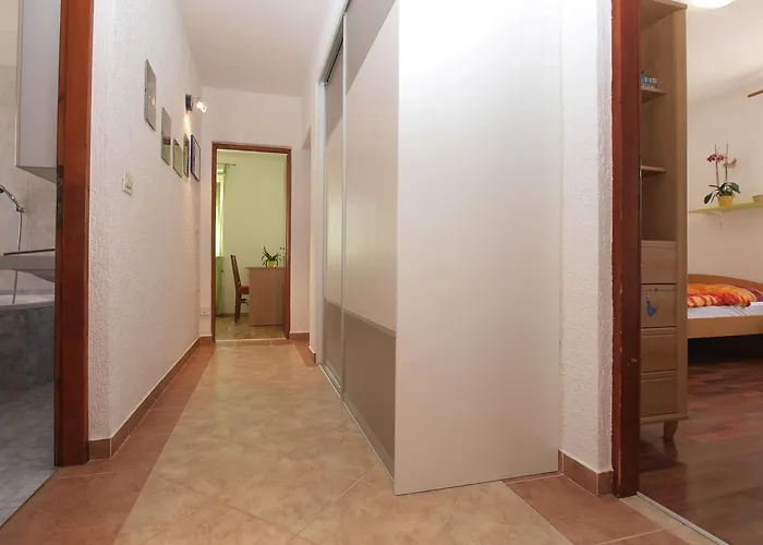 House Surida 1678 Holiday home