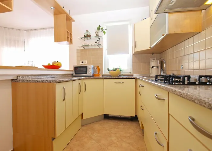 度假居 House Surida 1678 *