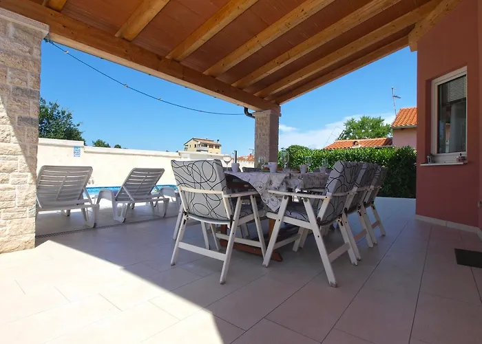 House Surida 1678 Holiday home *