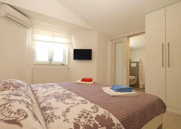 Holiday home House Surida 1678 *